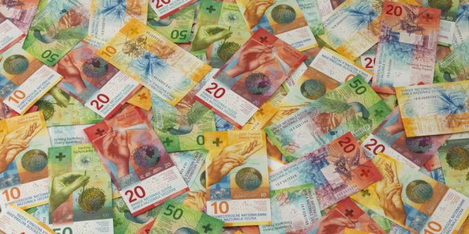 Die Ausserrhoder Staatskasse profitiert von der Erholung der Schweizer Wirtschaft. Der Kanton budgetiert für das kommende Jahr einen Überschuss. (Symbolbild) Die Ausserrhoder Staatskasse profitiert von der Erholung der Schweizer Wirtschaft. Der Kanton budgetiert für das kommende Jahr einen Überschuss. (Symbolbild)