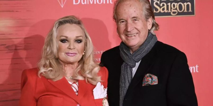 Der Moderator Max Schautzer und seine Frau Gundel Lauffer (2019). Foto: Henning Kaiser/dpa