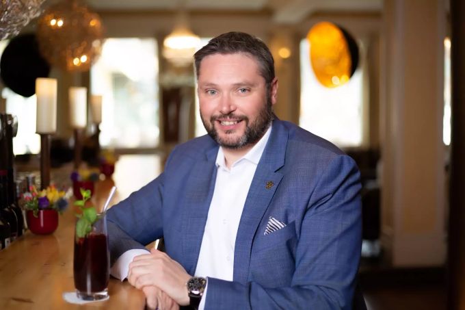 Jan Stiller ist Präsident von R&C Schweiz und Liechtenstein. Jan Stiller