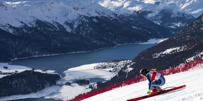 Schon St. Moritz könnte für den Ski-Zirkus in diesem Jahr zum ersten Corona-Stolperstein werden. (Symbolbild) St. Moritz Coronavirus