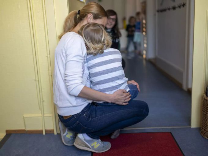 Ein Problem ist auch die Überbehütung von Kindern. (Symbolbild) Problem Überbehütung