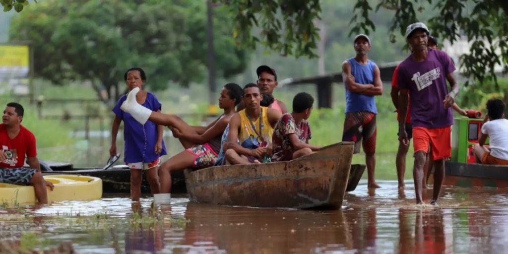 Complaints about lack of compassion from Bolsonaro following floods in Brazil