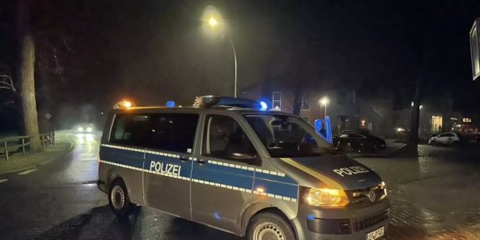 Nach Leichen-Fund - Deutsche Polizei fahndet nach verdächtigem Mann