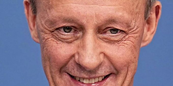 Hat gut lachen: Friedrich Merz wird neuen Parteivorsitzender der Christdemokraten. Foto: Michael Kappeler/dpa Hat gut lachen: Friedrich Merz wird neuen Parteivorsitzender der Christdemokraten. Foto: Michael Kappeler/dpa