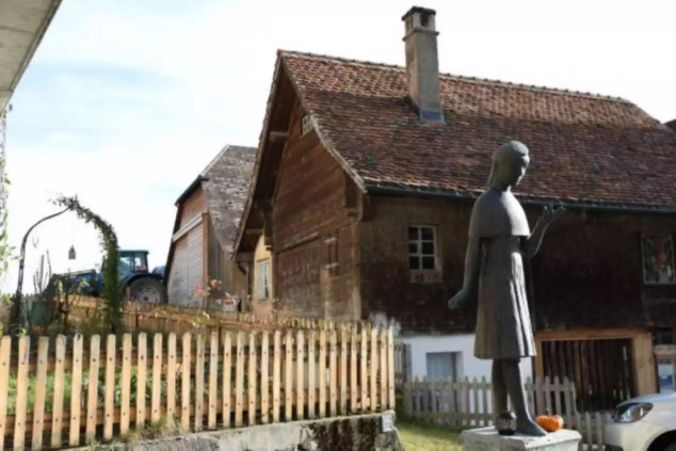 Und s'Vreneli ab em Guggisberg....