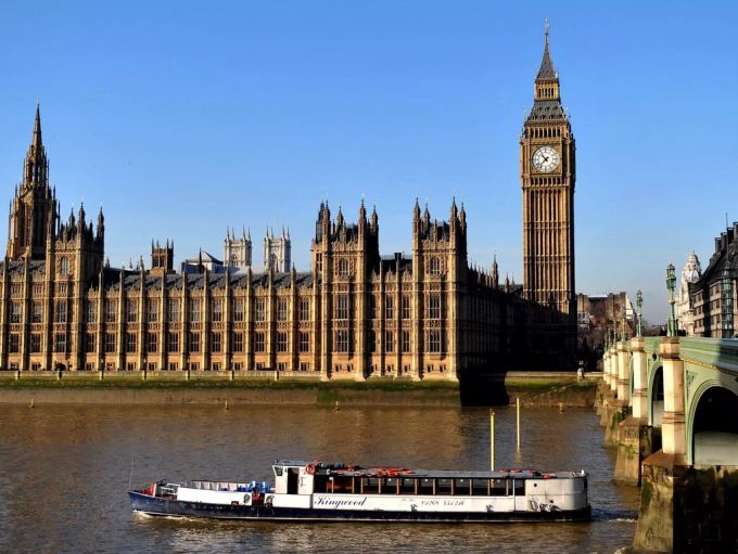 Das Gesetz muss noch mehrere Stufen im Oberhaus durchlaufen. house of lords london