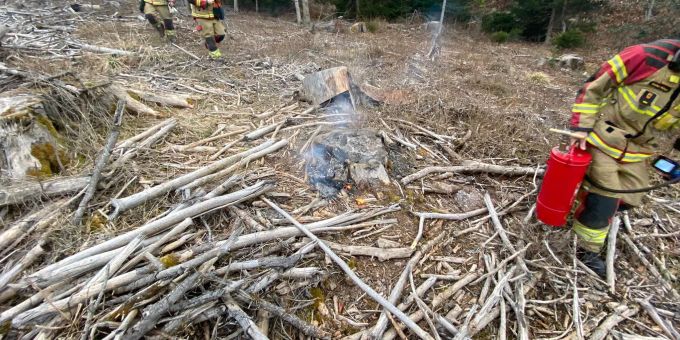 Ein Brand konnte in Königsbergwald BE verhindert werden. Schutz und Rettung