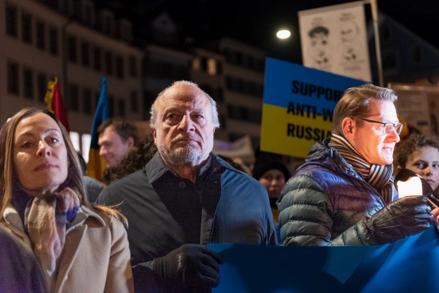 Auch der Zürcher Stadtrat Filippo Leutenegger ist an der Demonstration anwesend.