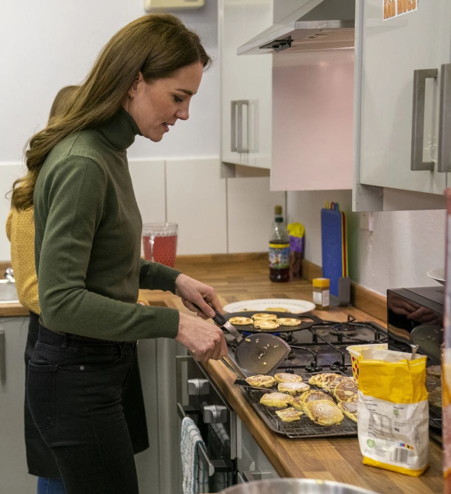 Bei den Cambridges schwingt meist Herzogin Kate den Kochlöffel