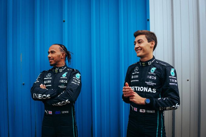 Russell (rechts) ist neu zum Team hinzugestossen, Hamilton fährt schon lange für Mercedes-AMG Petronas Motorsport. Mercedes-AMG Petronas Motorsport