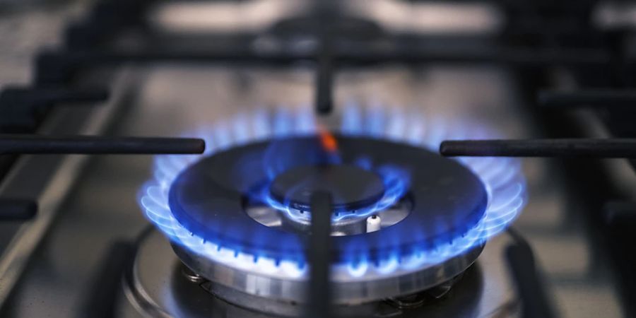 Gas