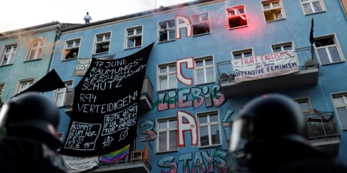 Besetztes Haus in Rigaer Strasse in Berlin Besetztes Haus in Rigaer Strasse in Berlin