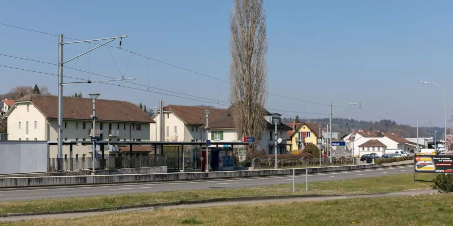 Der Bahnhof der Gemeinde Hallwil.