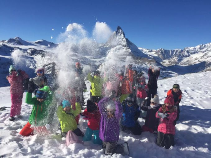 Der Verein Schneesportinitiative Schweiz animiert seit 2014 Kinder und Jugendliche zur Ausübung des Schneesports. Schnee Winter