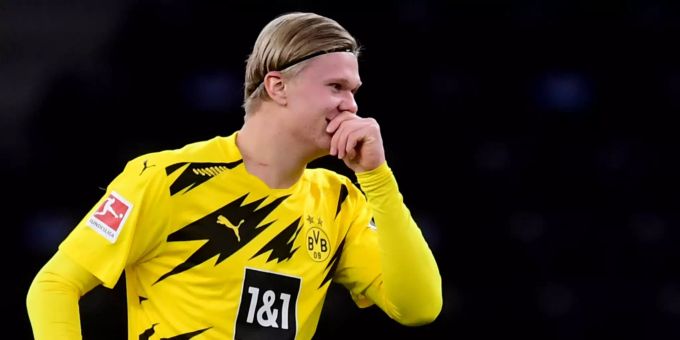 Erling Haaland feiert sein Tor zum 1:1 für den BVB gegen Hertha Berlin. BVB Hertha Erling Haaland