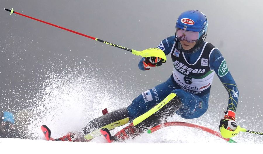 Mikaela Shiffrin liegt nach dem ersten Lauf vorne.