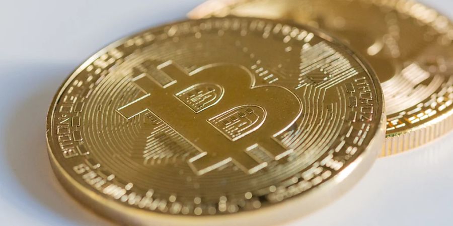 Die US-Behörden haben die Beschlagnahmung von gestohlenen Bitcoins im Wert von 3,4 Milliarden Dollar bekanntgegeben. Die illegal erworbenen Bitcoins seien bereits im November vergangenen Jahres im Haus eines Immobilienunternehmers gefunden worden. (Archivbild)