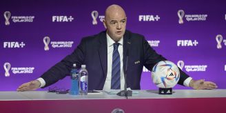 Vor WM - Fifa-Infantino sorgt an Pressetermin für Kopfschütteln Vor WM - Fifa-Infantino sorgt an Pressetermin für Kopfschütteln