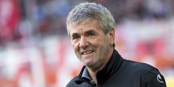 Friedhelm Funkel ist seit Mitte April 2021 Cheftrainer des 1. FC Köln. hsv