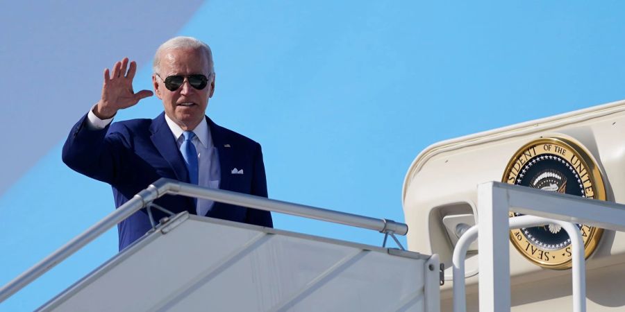 US-Präsident Joe Biden bei seiner Abreise aus Saudi-Arabien.