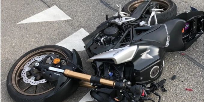 Die Motorradfahrerin wurde beim Unfall in Pfyn schwer verletzt. Pfyn