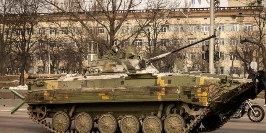 Ukrainischer Panzer in Kiew