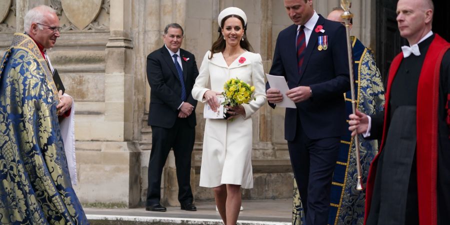 Kate William Meghan Markle