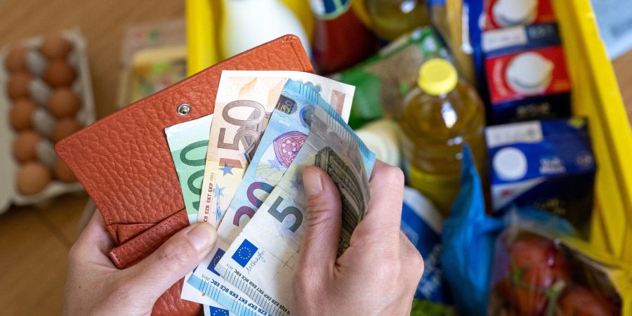 Die hohe Inflation ist auch in Deutschland das beherrschende Thema.