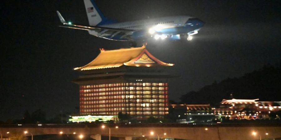 Pelosi-Maschine im Anflug auf Taipeh