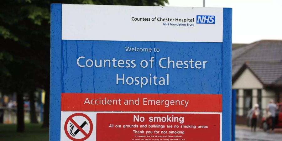 Eine Klinikangestellte soll in Chester (GBR) acht Babys getötet haben.