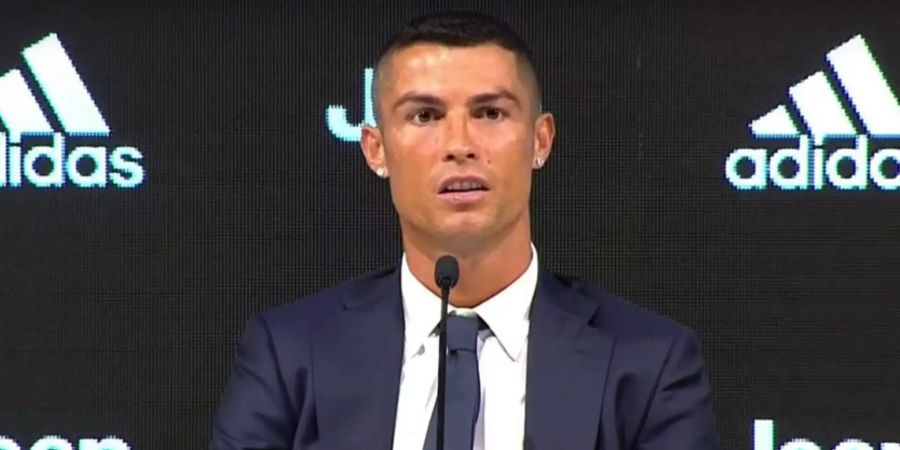 Cristiano Ronaldo bei der Pressekonferenz am Montagabend in Turin.