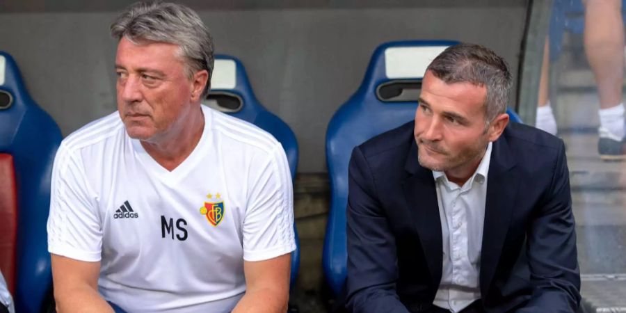 Lange Gesichter auf der FCB-Bank: Assistent Marco Schällibaum (l.) und Interimstrainer Alex Frei.