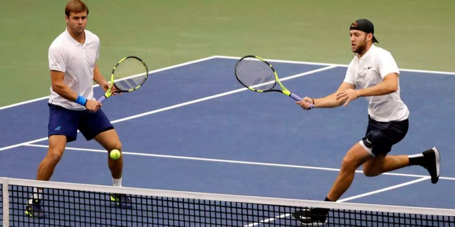 Die USA mit Ryan Harrison (l.) und Jack Sock stehen im Halbfinal des Davis Cups.