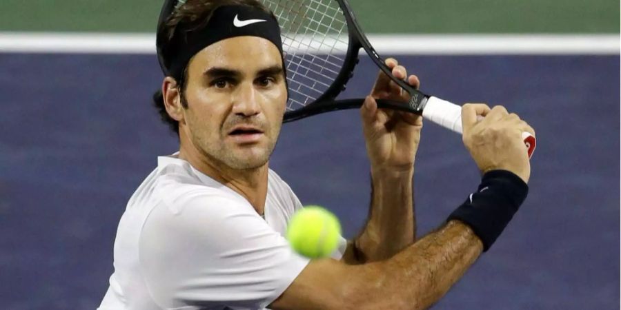 Federer liess sich auch durch die gestrige Spielunterbrechung nicht aus der Ruhe bringen und gewinnt sein Startspiel in Indian Wells.