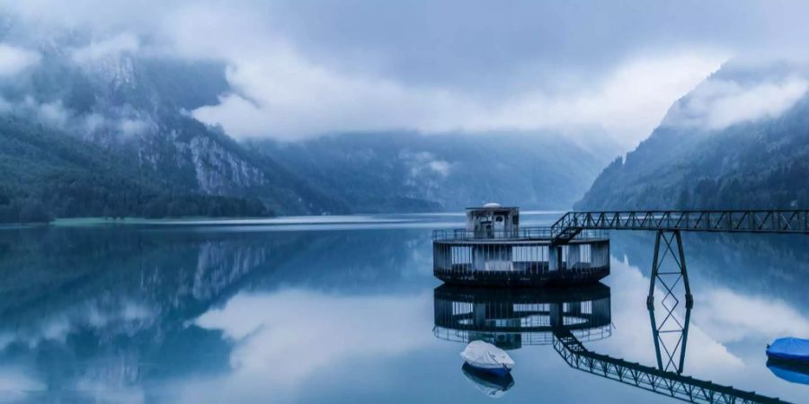 Im Klöntalersee im Kanton Glarus wurde ein Leichnam geborgen.