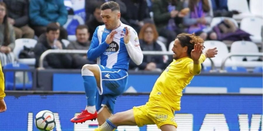 Das Tabellenkellerduell zwischen Deportivo La Coruna und Las Palmas endet 1:1 Das Unentschieden hilft keinem der beiden Teams weiter. Der Rückstand auf einen Nicht-Abstiegsplatz beträgt sieben, beziehungsweise sechs, Punkte. Fabian Schär kommt bei Deportivo einmal mehr nicht zum Einsatz.