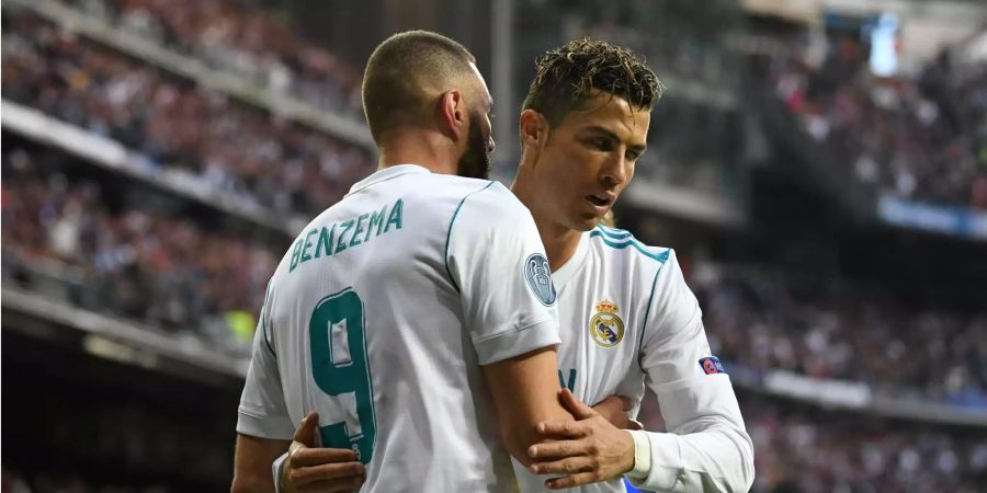 Benzema schiesst Real Madrid mit zwei Toren in den Final.