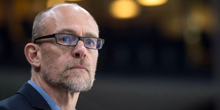 Hans Kossmann im Eishockey Meisterschaftsspiel der National League zwischen den ZSC Lions und dem EHC Biel im Zürcher Hallenstadion.