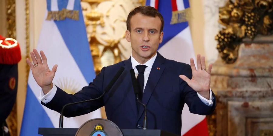 Emmanuel Macron, Präsident von Frankreich, spricht auf einer Pressekonferenz.