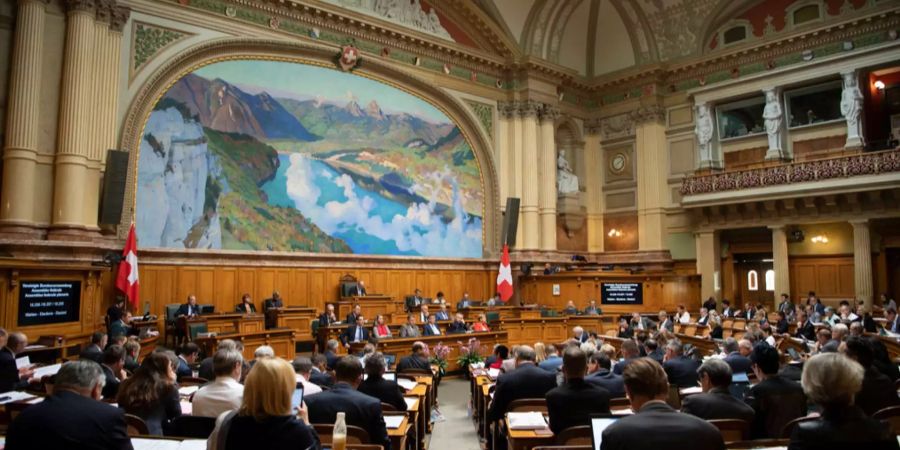 Parlamentarier debattieren an der Herbstsession der Eidgenössischen Räte im September 2018.