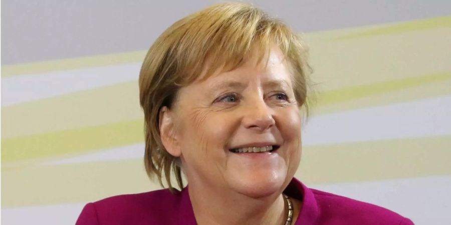 Lächelnde Bundeskanzlerin Angela Merkel.