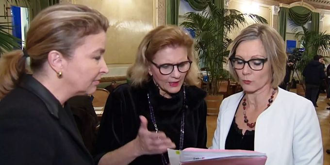 SRF-«Reporter» - Gibts «Zickenkrieg» zwischen Bundeshaus-Feministinnen?