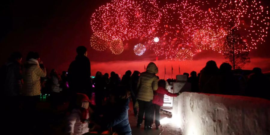 Auch in Nordkorea begrüssen die Menschen 2018 mit einem Feuerwerk.