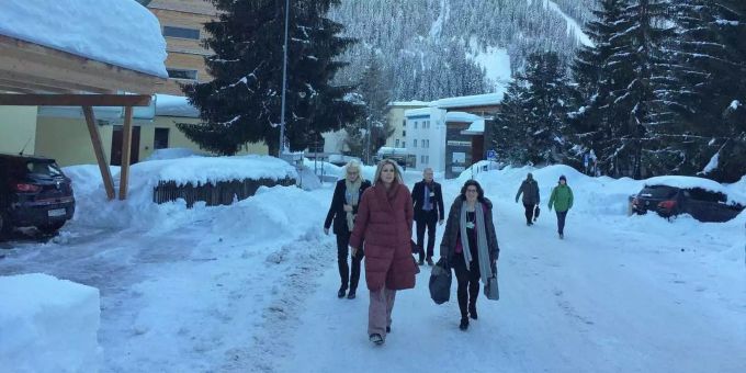 Maxima der Niederlande - Hier schlurft eine Königin durch Davos