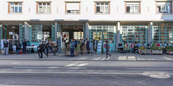 Die alte Feuerwehr Viktoria, wo Musikunterricht und Tagesschule untergebracht wurden, ist auch eine hippe Beiz. Die alte Feuerwehr Viktoria, wo Musikunterricht und Tagesschule untergebracht wurden, ist auch eine hippe Beiz.