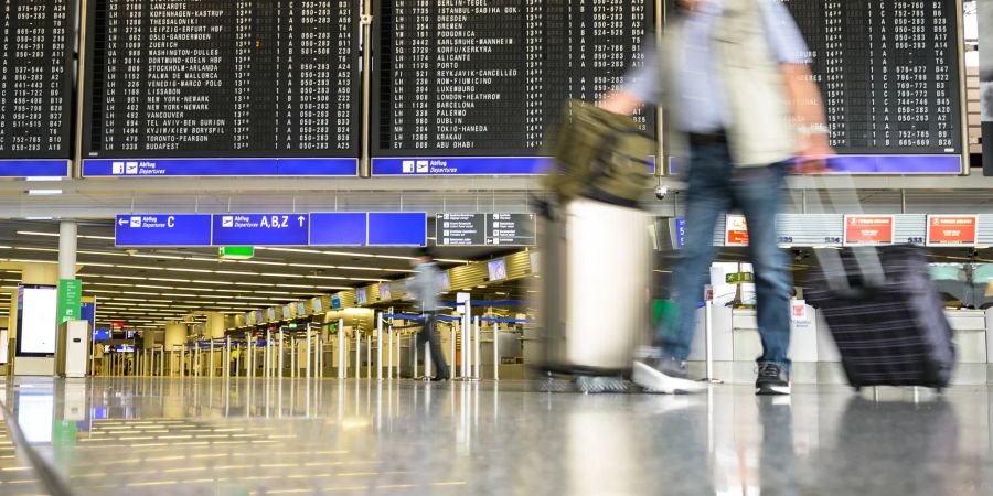 Wegen Corona wurden zahlreiche Reisen storniert. Doch nicht immer war eine kostenfreie Stornierung möglich. Einige Pauschalurlauber können die Gebühren jedoch zurückfordern.