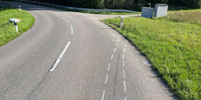 Kirchberg: Selbstunfall mit Motorrad Kirchberg: Selbstunfall mit Motorrad