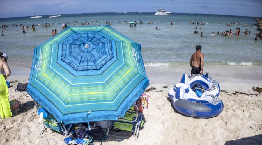 Das würde allerdings immer wieder zu Konflikten unter den Strandbesuchenden führen. (Symbolbild)