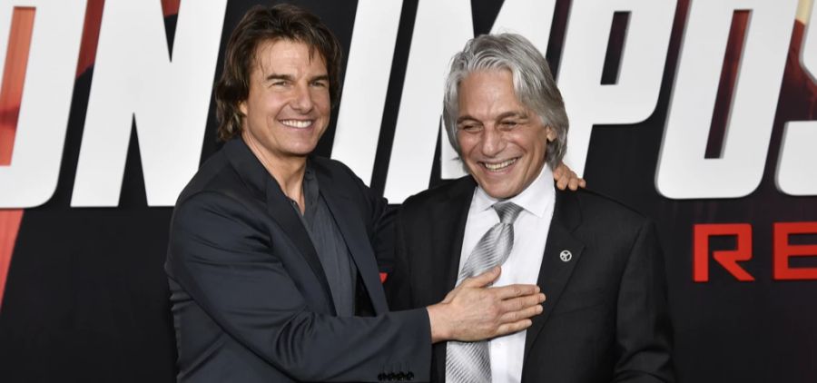 Tom Cruise (links) und Tony Danza an der Premiere von «Mission Impossible – Dead Reckoning Part One» in New York.