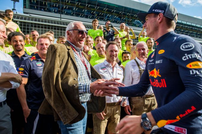 Der 2022 verstorbene Red-Bull-Gründer Dietrich Mateschitz hat einen Machtkampf bei Red Bull hinterlassen. Red Bull Dietrich Mateschitz
